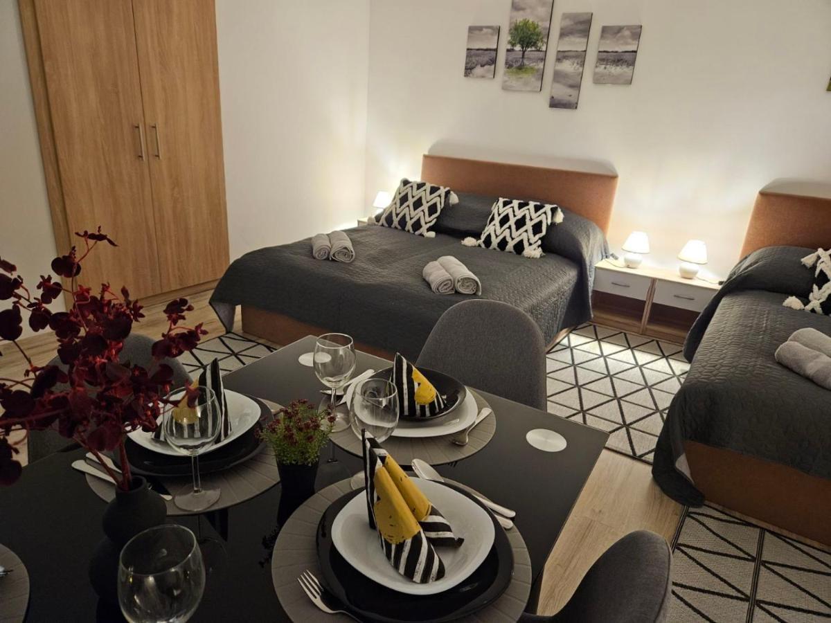 Holiness Apartmanok Сегед Экстерьер фото
